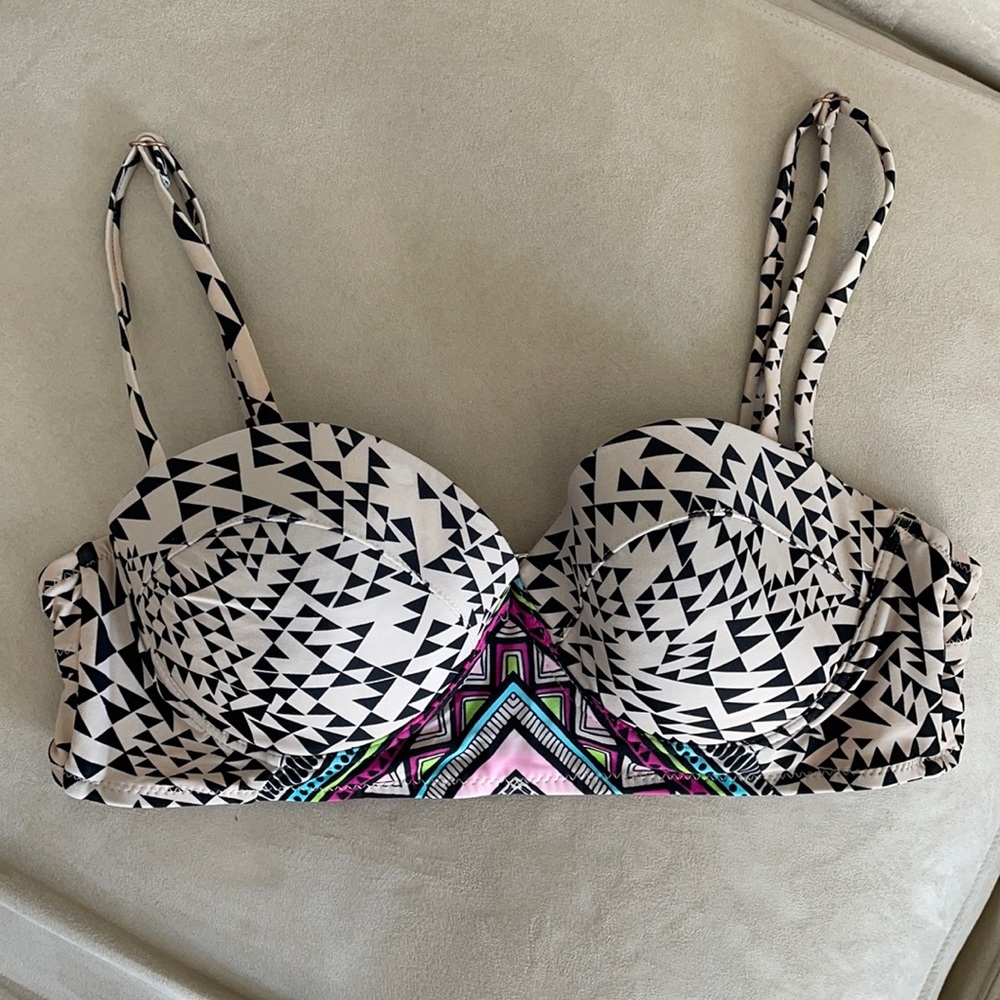 Xhilaration bandeau bikini top size L